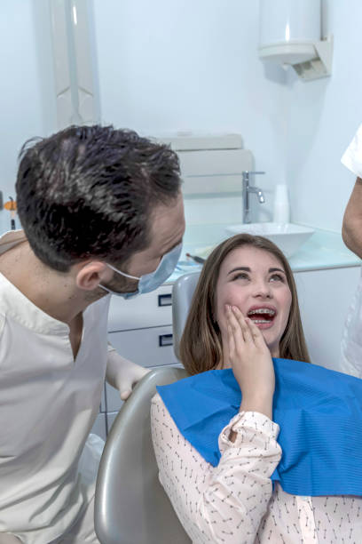 Best Pediatric Emergency Dentist in Maple Heights Lake Desire, WA